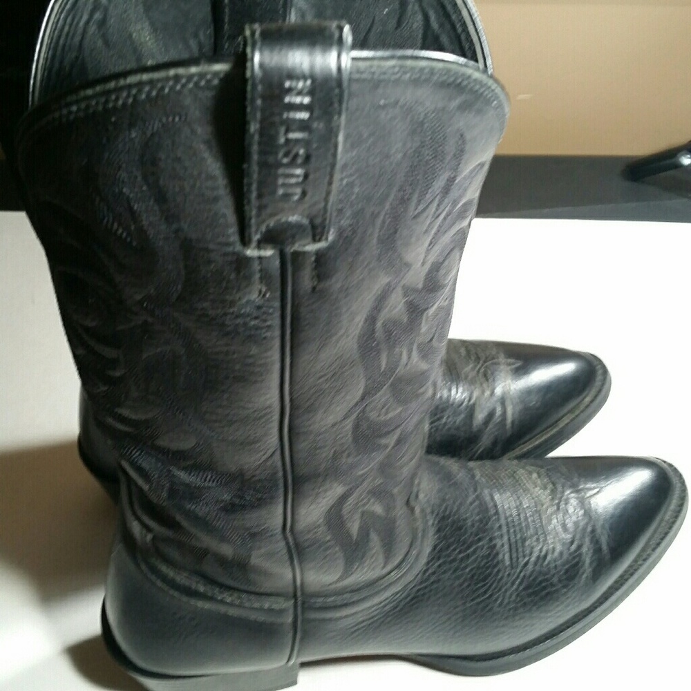 Justin boots black